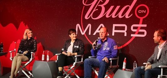 Buscan producir cerveza en Marte